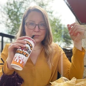 Meet your Posher, Sylvia